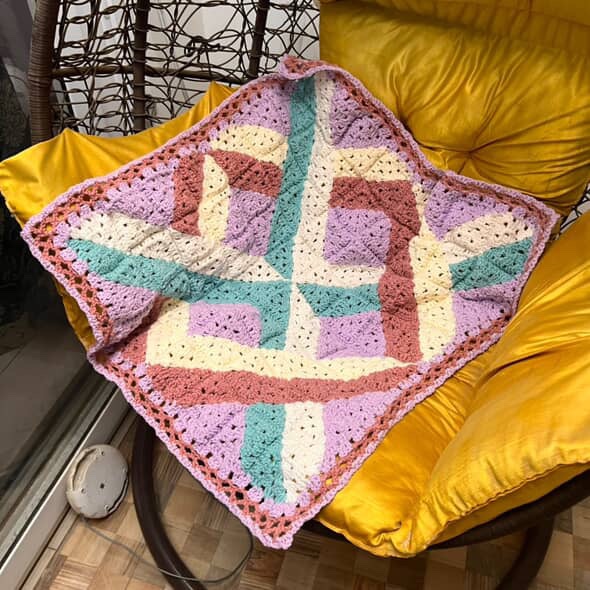 3D Interwoven Afghan Crochet Pattern