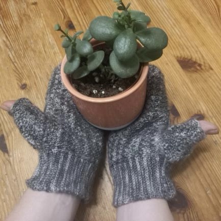 Tunisian Texting Mittens Crochet Pattern